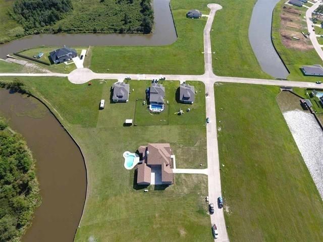 15355 Grace Circle, Beaumont, TX 77705