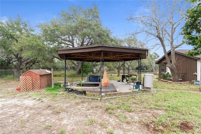 1806 Mooney Lane, Ingleside, TX 78362