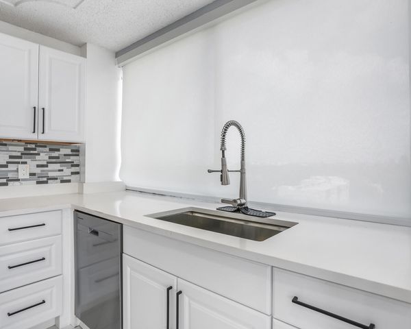 1500 Presidential Way 806, West Palm Beach, FL 33401