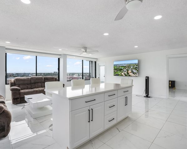 1500 Presidential Way 806, West Palm Beach, FL 33401