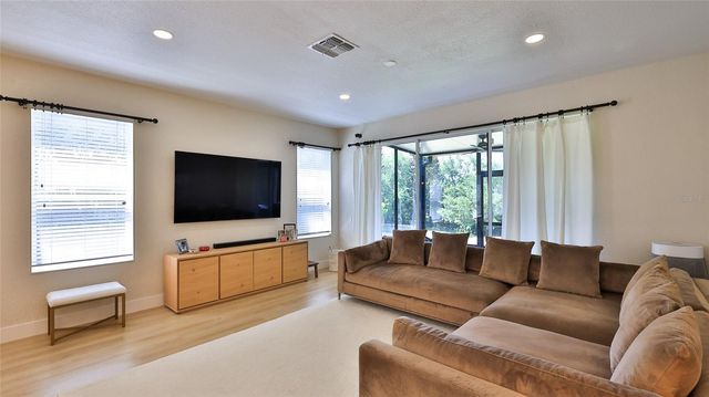 1102 BERKMAN CIRCLE, Sanford, FL 32771