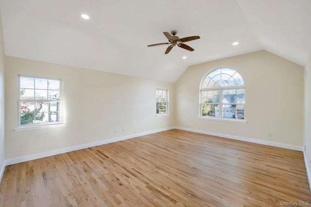 1 Crystal Court, Smithtown, NY 11787