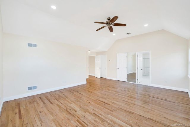 1 Crystal Court, Smithtown, NY 11787