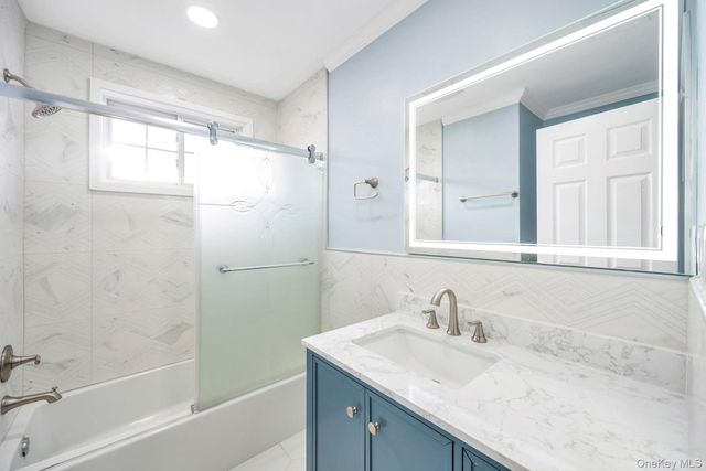 1 Crystal Court, Smithtown, NY 11787