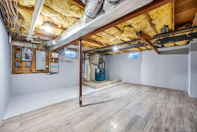 1 Crystal Court, Smithtown, NY 11787