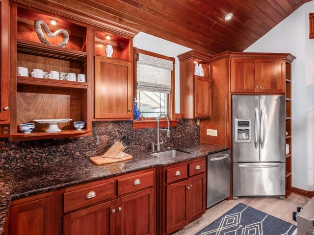 3081 Greenlawn Avenue NE, Millersport, OH 43046