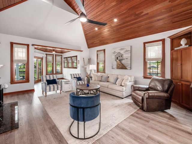 3081 Greenlawn Avenue NE, Millersport, OH 43046