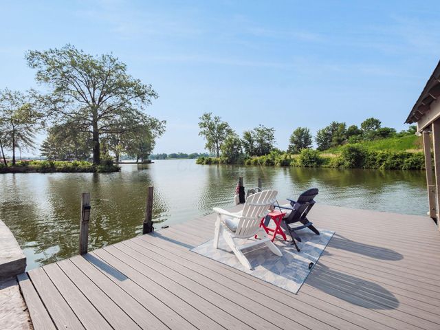 3081 Greenlawn Avenue NE, Millersport, OH 43046