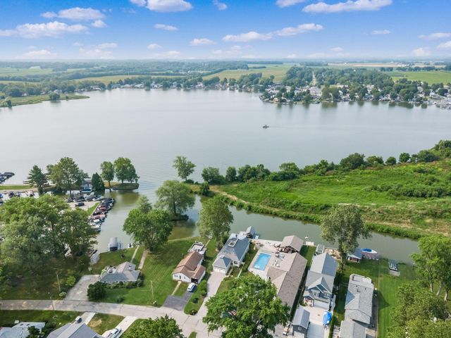 3081 Greenlawn Avenue NE, Millersport, OH 43046