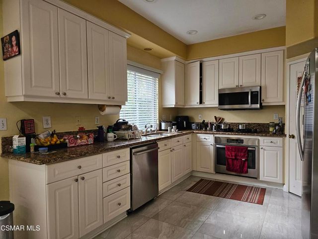 1853 Maybrook Way, Simi Valley, CA 93065