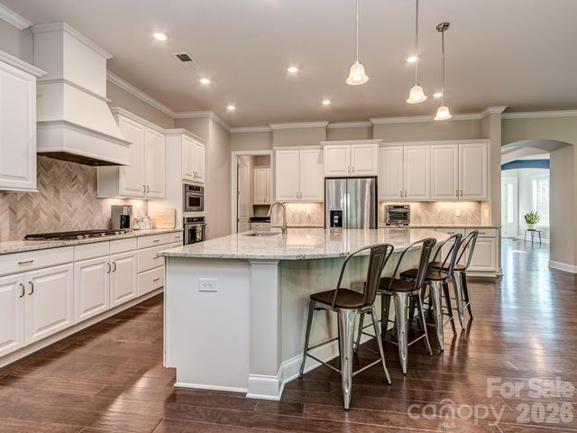 121 Enclave Boulevard, Matthews, NC 28104