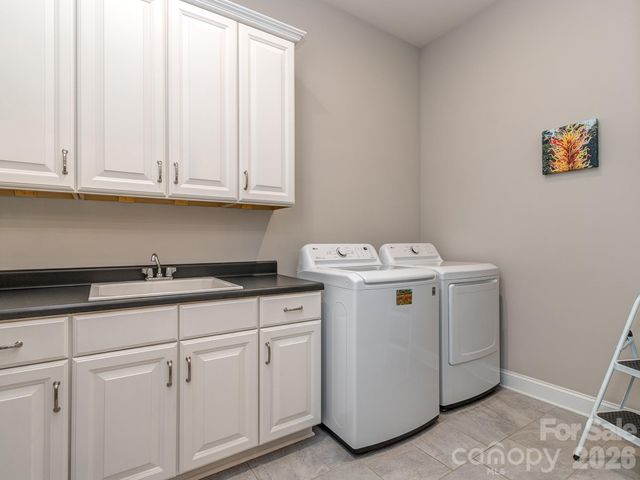121 Enclave Boulevard, Matthews, NC 28104