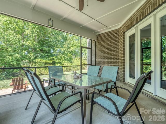 121 Enclave Boulevard, Matthews, NC 28104