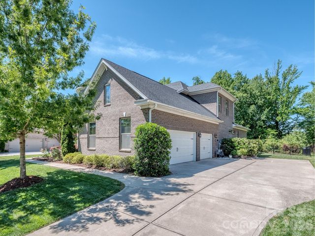 121 Enclave Boulevard, Matthews, NC 28104