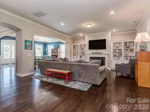 121 Enclave Boulevard, Matthews, NC 28104