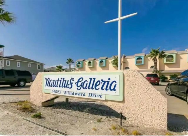 14825 Windward Dr 201, Corpus Christi, TX 78418