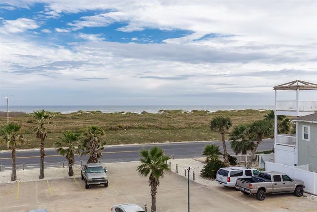 14825 Windward Dr 201, Corpus Christi, TX 78418