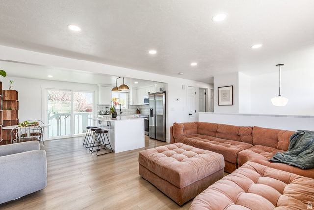 10251 S 535 E, Sandy, UT 84070