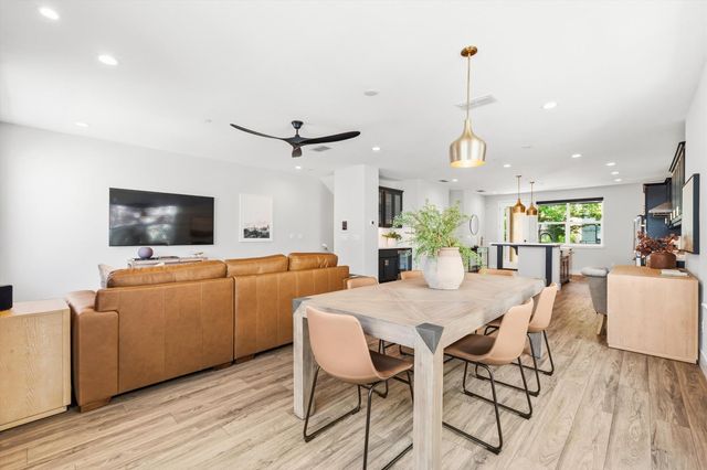 1019 D St, Sacramento, CA 95814