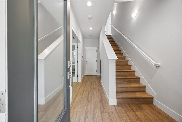 1019 D St, Sacramento, CA 95814