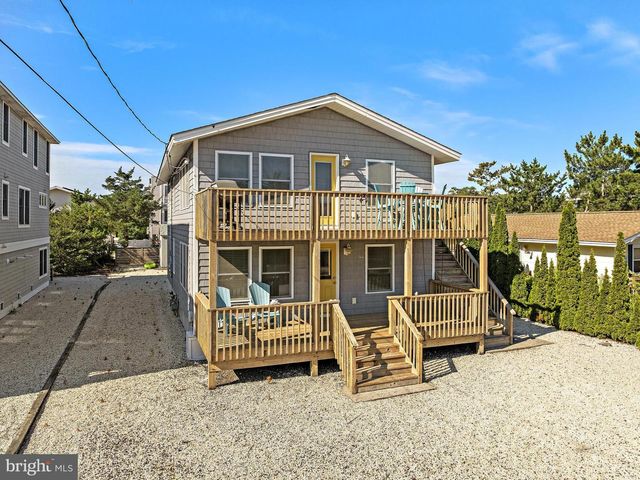 21 E 9 ST, Barnegat Light, NJ 08006