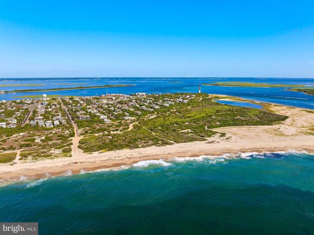 21 E 9 ST, Barnegat Light, NJ 08006