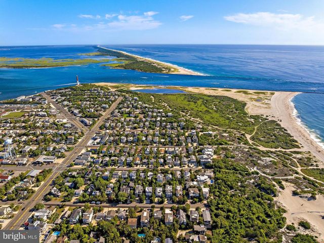 21 E 9 ST, Barnegat Light, NJ 08006