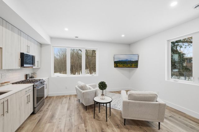 9597 Sandra Lane, Minnetonka, MN 55305