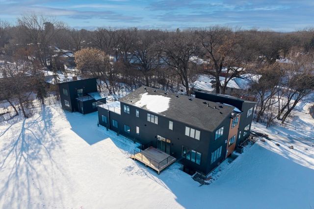 9597 Sandra Lane, Minnetonka, MN 55305