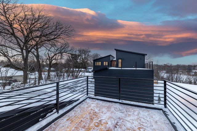 9597 Sandra Lane, Minnetonka, MN 55305