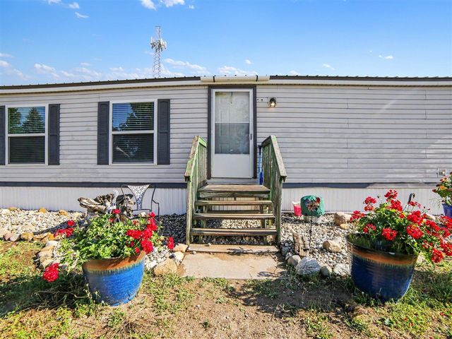 3598 N 64th Avenue, Hart, MI 49420