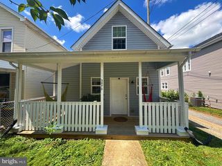 3570 POOLE ST, Baltimore, MD 21211