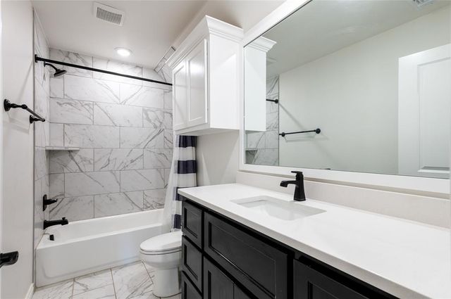 13654 Saltgrass Drive, Edmond, OK 73025