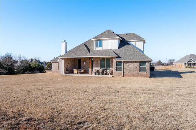 13654 Saltgrass Drive, Edmond, OK 73025