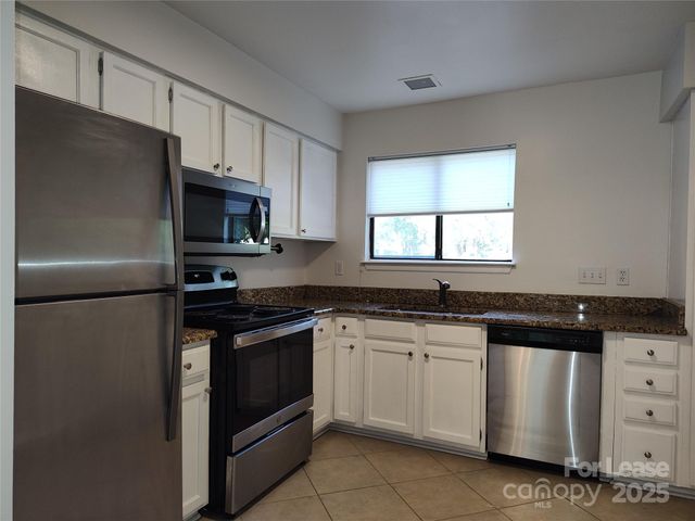 3009 Heathstead Place F, Charlotte, NC 28210