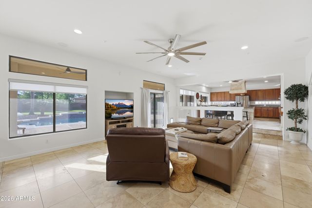 27892 N 97TH Lane, Peoria, AZ 85383