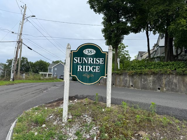 38 Padanaram Avenue 24, Danbury, CT 06811