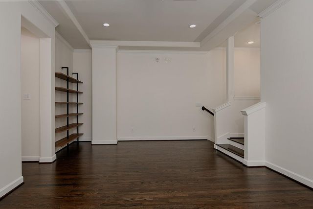 5233 Cornish Street C, Houston, TX 77007