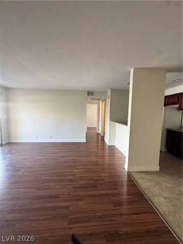 5188 River Glen Drive 458, Las Vegas, NV 89103