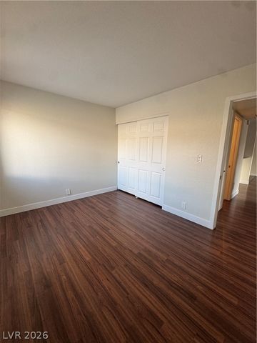 5188 River Glen Drive 458, Las Vegas, NV 89103