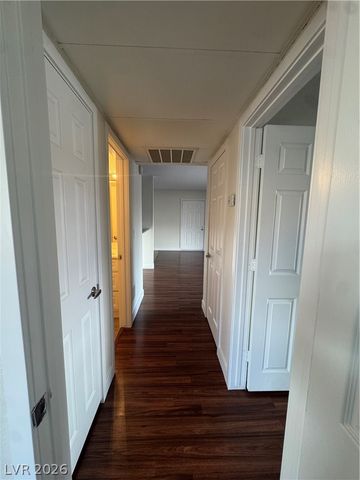 5188 River Glen Drive 458, Las Vegas, NV 89103