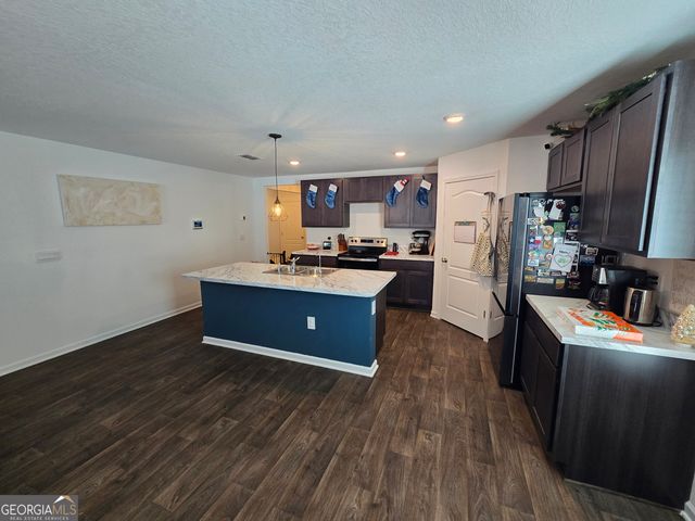 108 Landing Boulevard, Woodbine, GA 31569