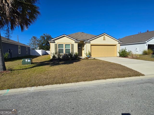 108 Landing Boulevard, Woodbine, GA 31569