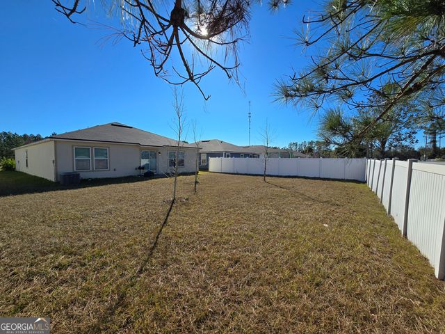 108 Landing Boulevard, Woodbine, GA 31569