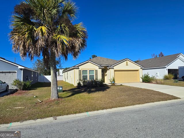 108 Landing Boulevard, Woodbine, GA 31569