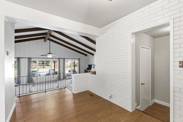 1512 Kaweah Street, Hanford, CA 93230