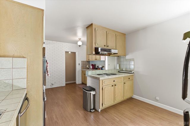 1512 Kaweah Street, Hanford, CA 93230