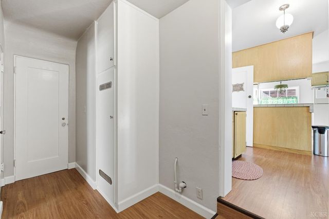 1512 Kaweah Street, Hanford, CA 93230