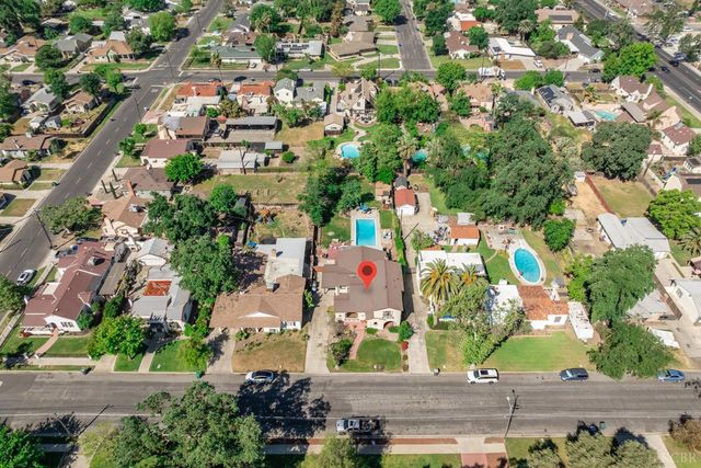 1512 Kaweah Street, Hanford, CA 93230