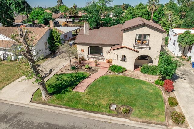 1512 Kaweah Street, Hanford, CA 93230